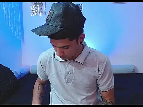 Snapshot of tylor_boy chatting on 4, 6, 2026 tylor boy online show from 4, 6, 2026
