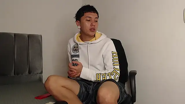 alex-lover online show from 5, 3, 2025