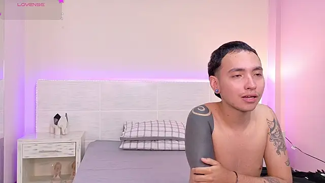MARCUS AND HIKARY online show from 1, 2, 2025