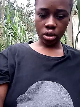 Snapshot of Sassy_boobs21 chatting on 22, 3, 2026 Sassy boobs21 online show from 22, 3, 2026