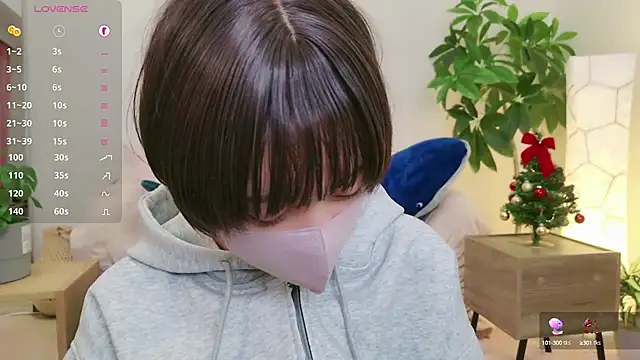 Snapshot of cohaku_329 chatting on 19, 12, 2024 cohaku 329 online show from 19, 12, 2024