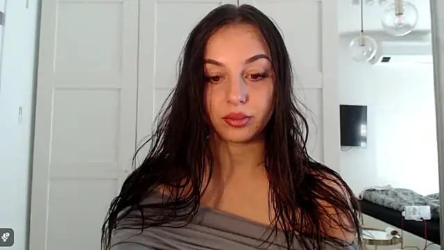 courtneyPerfect online show from 18, 3, 2026