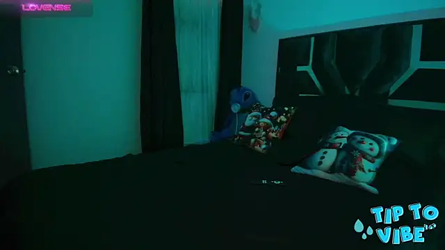 TinnaDawsom online show from 4, 12, 2024