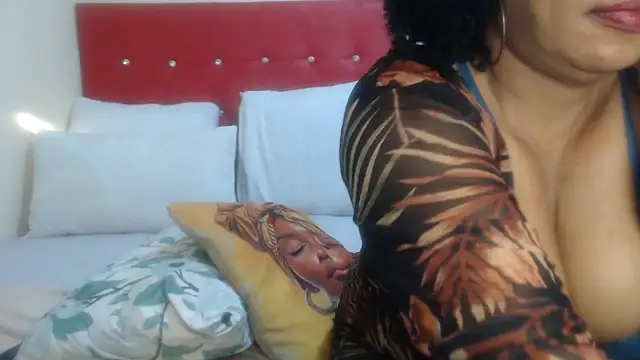 Foxybrownxx1 online show from 2, 8, 2026