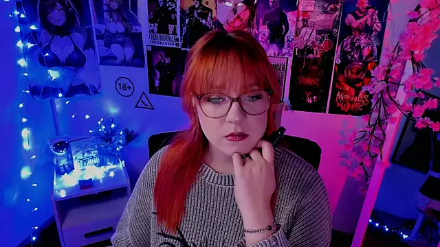 Snapshot of Rudy_02 chatting on 21, 11, 2025 Rudy 02 online show from 21, 11, 2025