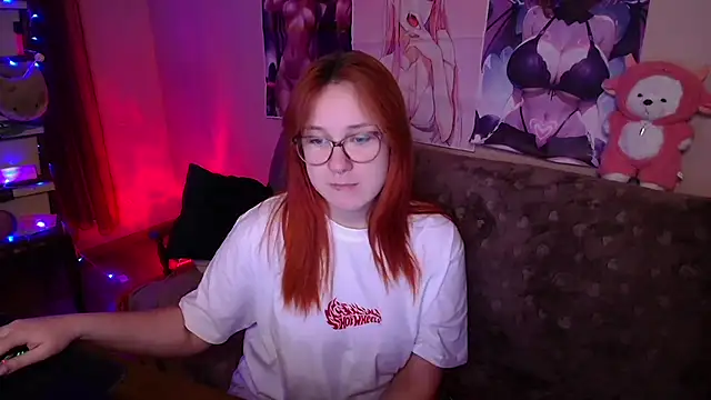 Snapshot of Rudy_02 chatting on 21, 12, 2025 Rudy 02 online show from 21, 12, 2025