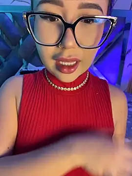 LylaLee111 online show from 4, 5, 2026