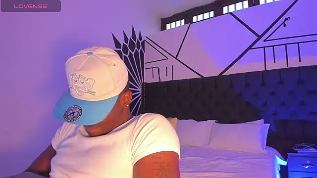 EthanTravis  online show from 27, 1, 2025