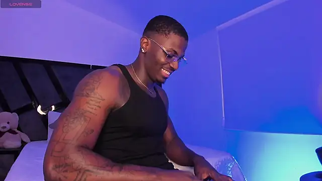 EthanTravis  online show from 3, 3, 2025