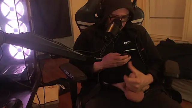 Snapshot of chicostick413 chatting on 21, 9, 2025 chicostick413 online show from 21, 9, 2025