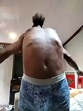 Snapshot of Chocolate_factory_man chatting on 2, 1, 2025 Chocolate factory man online show from 2, 1, 2025