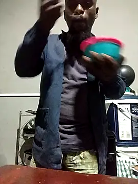 Snapshot of Chocolate_factory_man chatting on 1, 10, 2025 Chocolate factory man online show from 1, 10, 2025