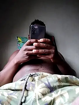 Snapshot of Chocolate_factory_man chatting on 3, 10, 2025 Chocolate factory man online show from 3, 10, 2025