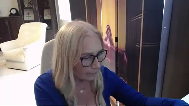 sofia xkiss online show from 12, 7, 2026
