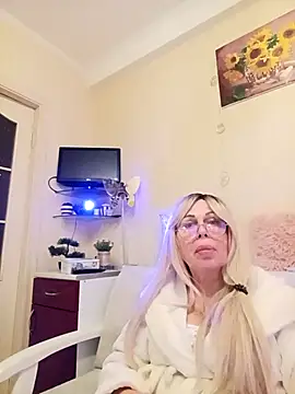 SusieNoreen online show from 24, 10, 2025