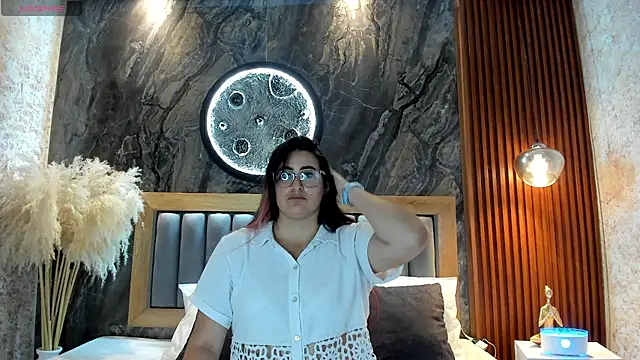 BellaPeers  online show from 4, 5, 2026
