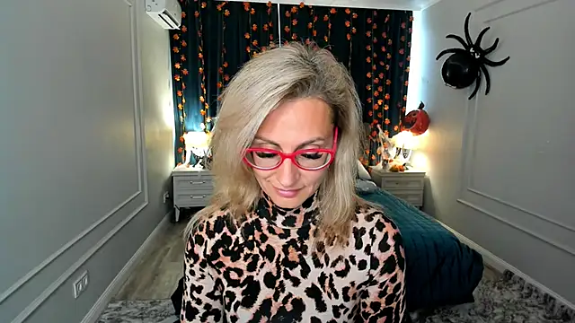 MuseOfStage online show from 12, 10, 2025