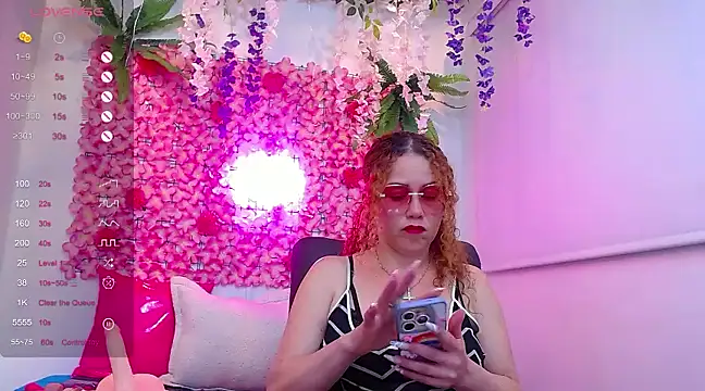 BLONDE SEXYHOT online show from 18, 3, 2025