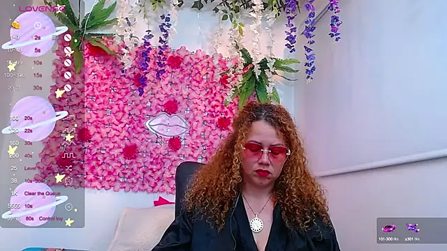 BLONDE SEXYHOT online show from 22, 3, 2025