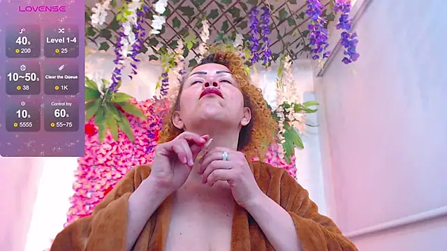 BLONDE SEXYHOT online show from 9, 2, 2026