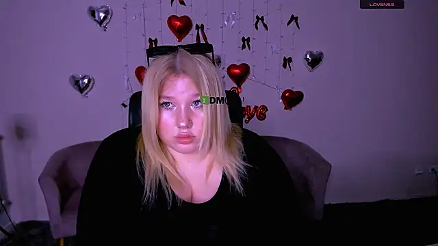 juli kisss online show from 14, 2, 2026