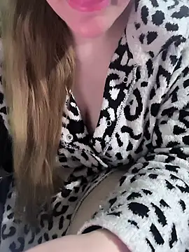 Snapshot of hayattt567 chatting on 22, 3, 2026 hayattt567 online show from 22, 3, 2026