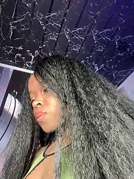 Thyana LS online show from 6, 12, 2024