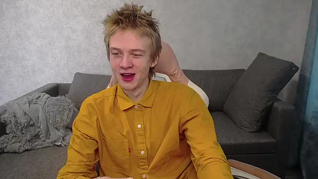 Snapshot of sweetserenity5 chatting on 4, 3, 2025 sweetserenity5 online show from 4, 3, 2025