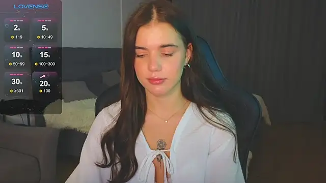 adrianawow1 online show from 10, 9, 2025