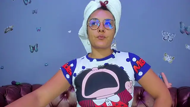 Kaira mosse online show from 25, 7, 2026