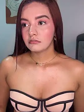 Melanyprada online show from 23, 6, 2026