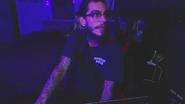 Snapshot of XMeF10 chatting on 9, 12, 2024 XMeF10 online show from 9, 12, 2024