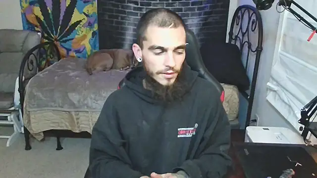 Snapshot of XMeF10 chatting on 3, 1, 2025 XMeF10 online show from 3, 1, 2025