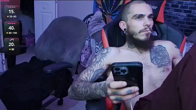 Snapshot of XMeF10 chatting on 19, 1, 2025 XMeF10 online show from 19, 1, 2025