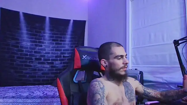 Snapshot of XMeF10 chatting on 25, 1, 2025 XMeF10 online show from 25, 1, 2025