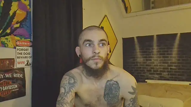 Snapshot of XMeF10 chatting on 11, 3, 2025 XMeF10 online show from 11, 3, 2025