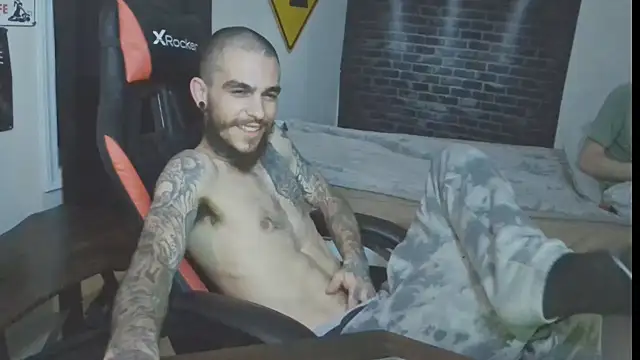 Snapshot of XMeF10 chatting on 16, 3, 2025 XMeF10 online show from 16, 3, 2025