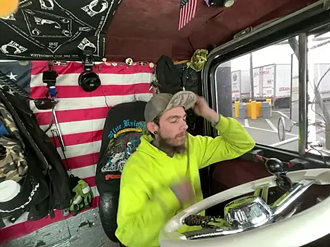 Snapshot of XMeF10 chatting on 14, 1, 2026 XMeF10 online show from 14, 1, 2026