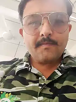 Snapshot of Akhil3290 chatting on 18, 1, 2025 Akhil3290 online show from 18, 1, 2025