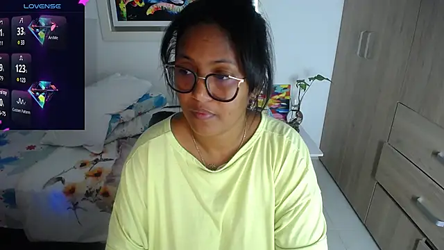 miajoseph  online show from 4, 2, 2025