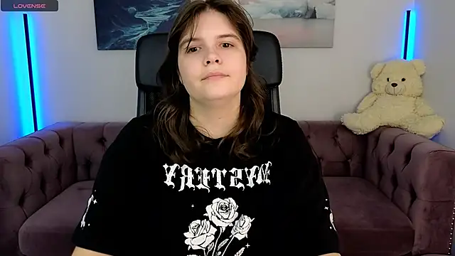 Ruyjin Choi online show from 4, 11, 2025