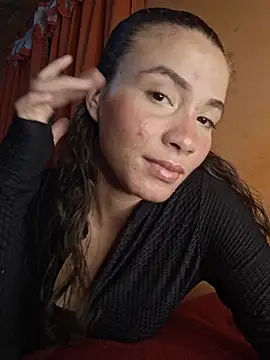 HelenHoltz online show from 2, 2, 2026