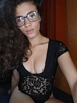 HelenHoltz online show from 28, 6, 2026