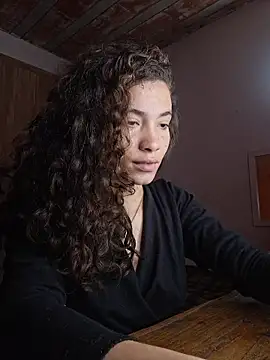 HelenHoltz online show from 16, 7, 2026