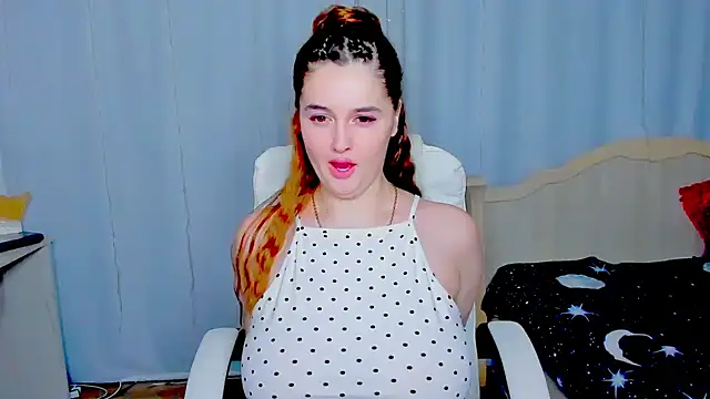 Nika tailor online show from 3, 12, 2024