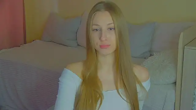 BritneyCruze online show from 14, 10, 2025