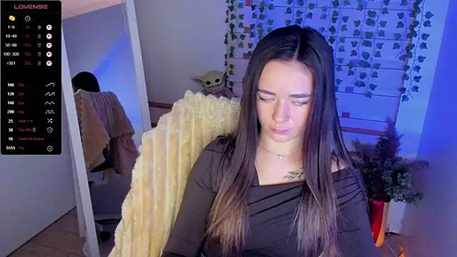 Bella XO online show from 28, 9, 2025