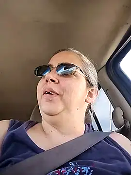 GraceHenderson online show from 20, 12, 2025