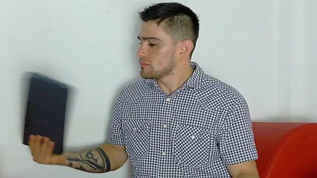 Sexy Alejandro  online show from 17, 1, 2026