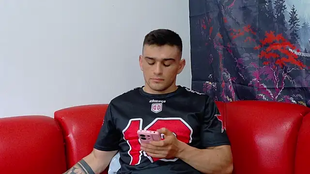 Sexy Alejandro  online show from 3, 8, 2026